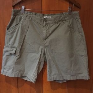 Columbia Women Shorts (L)
